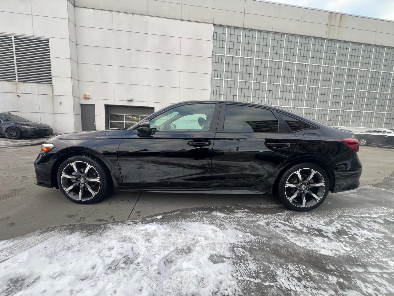 2025 Honda Civic Hybrid Sport Touring 4dr Sedan Photo