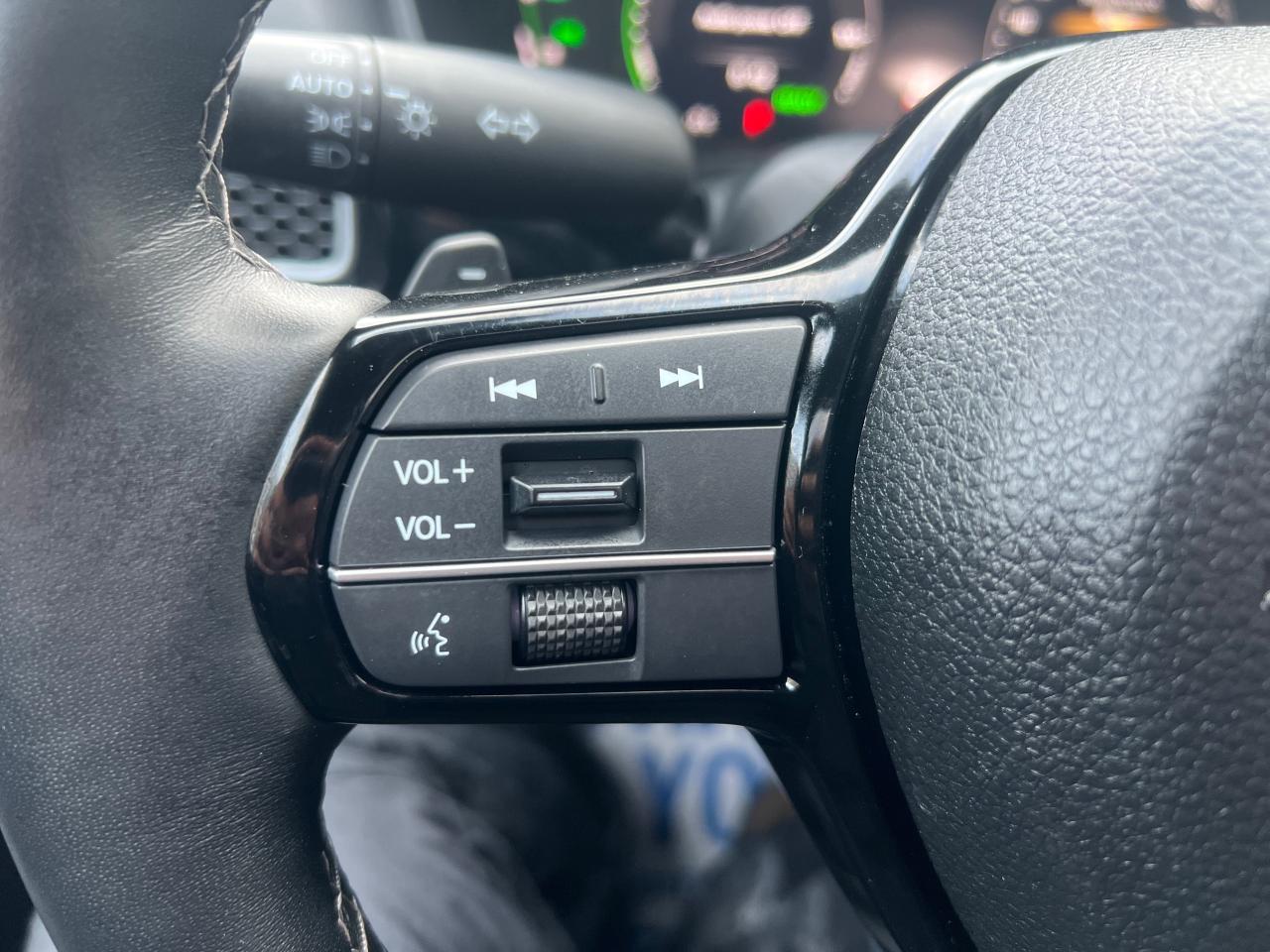 2025 Honda Civic Hybrid Sport Touring 4dr Sedan Photo