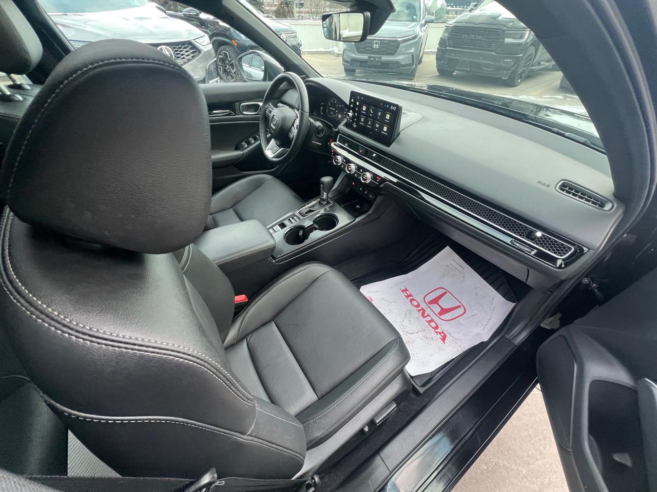 2025 Honda Civic Hybrid Sport Touring 4dr Sedan Photo