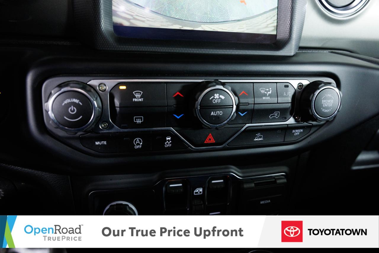 2021 Jeep WRANGLER UNLIMITED SAHARA! LOADED! ELIGIBLE FOR OPEN ROAD LEASING! Photo