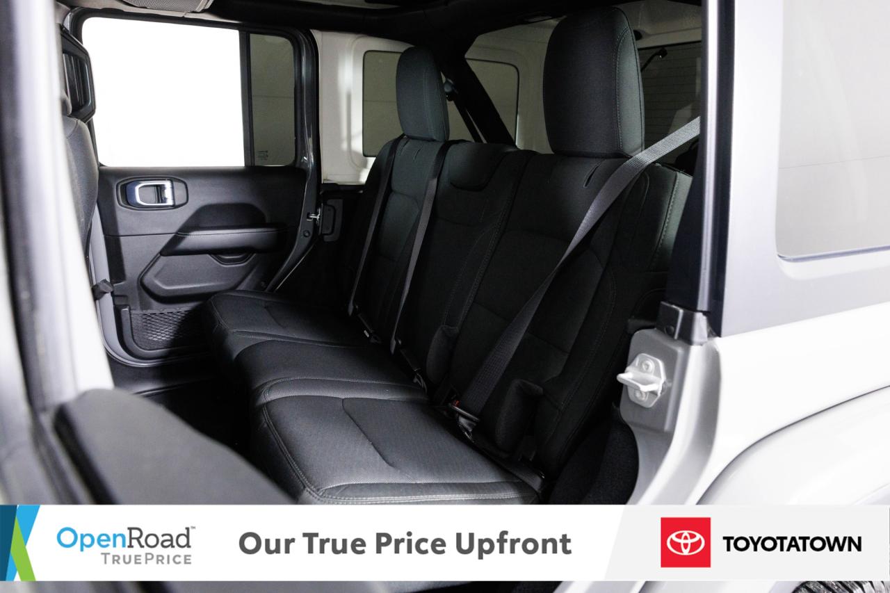 2021 Jeep WRANGLER UNLIMITED SAHARA! LOADED! ELIGIBLE FOR OPEN ROAD LEASING! Photo