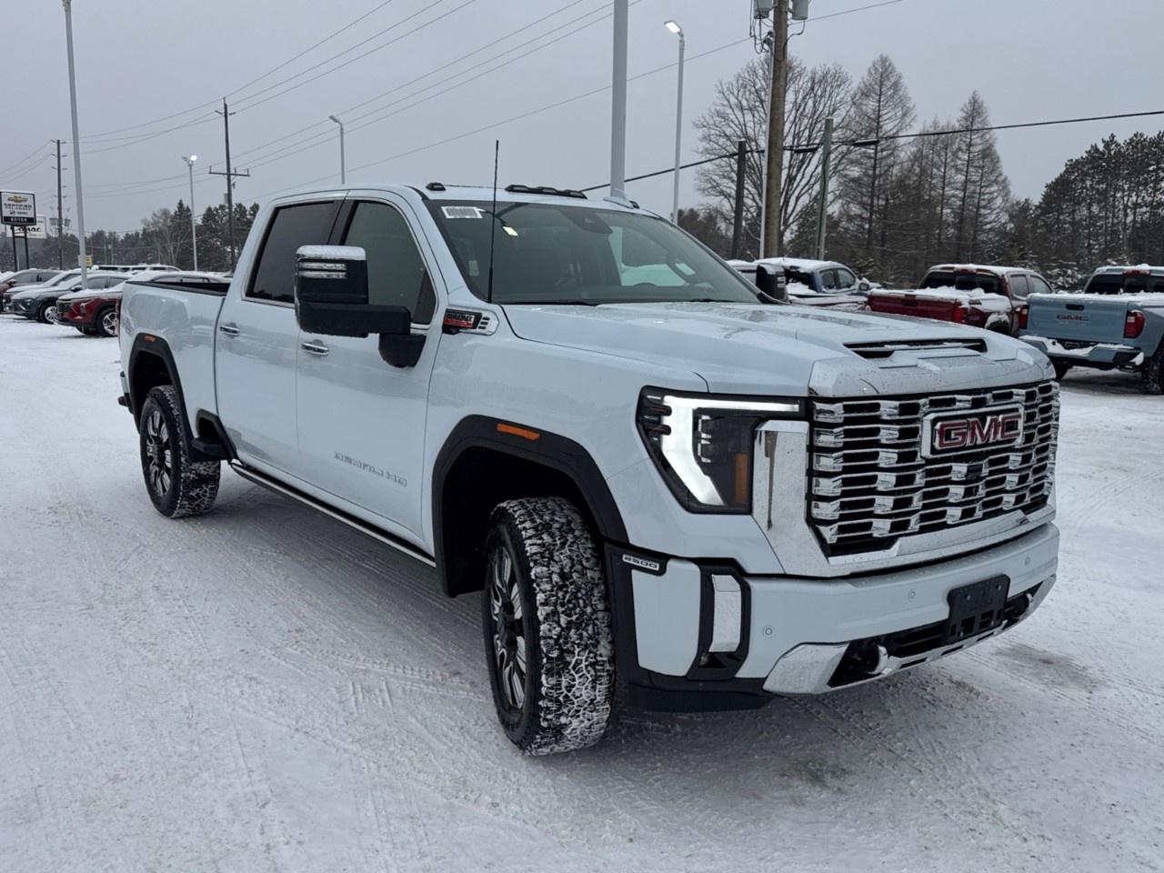 2026 GMC SIERRA 2500HD Crew Cab Standard Box 4-Wheel Drive Denali Photo
