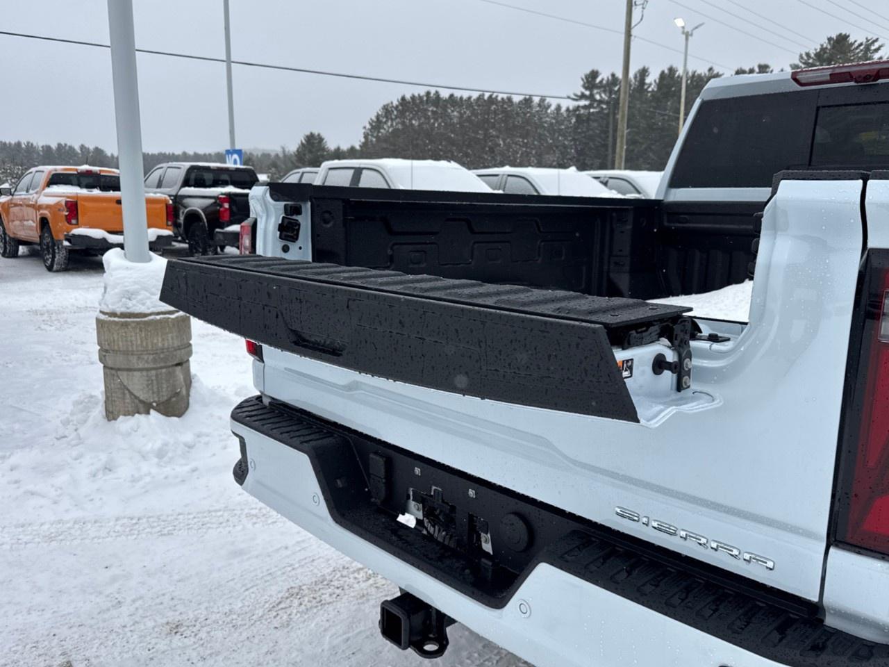 2026 GMC SIERRA 2500HD Crew Cab Standard Box 4-Wheel Drive Denali Photo