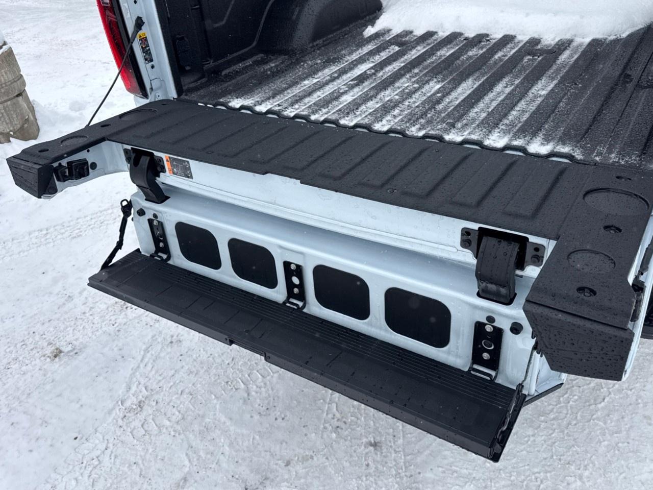 2026 GMC SIERRA 2500HD Crew Cab Standard Box 4-Wheel Drive Denali Photo