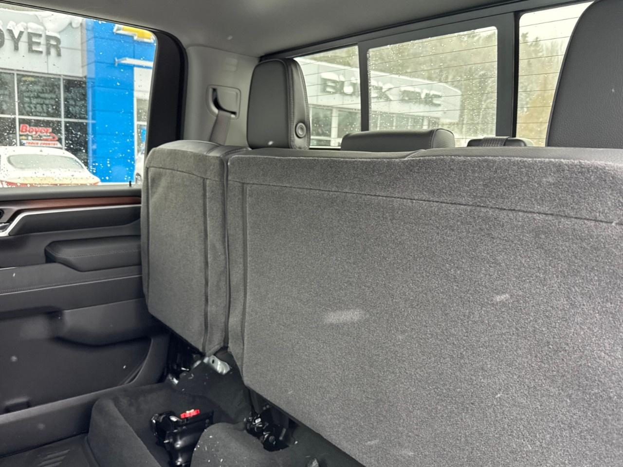 2026 GMC SIERRA 2500HD Crew Cab Standard Box 4-Wheel Drive Denali Photo