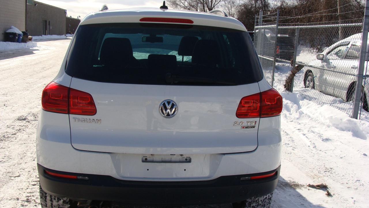 2017 Volkswagen Tiguan 4MOTION 4dr Wolfsburg Edition*Excellent Condition! Photo