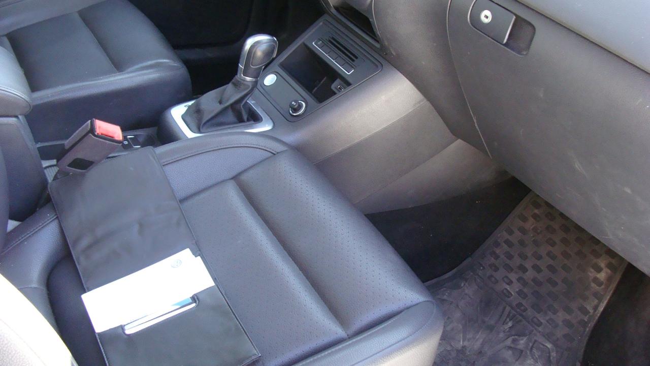 2017 Volkswagen Tiguan 4MOTION 4dr Wolfsburg Edition*Excellent Condition! Photo