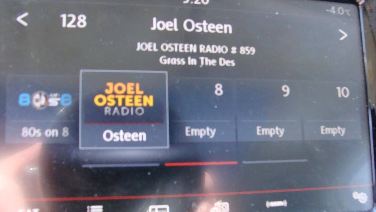 2017 Volkswagen Tiguan 4MOTION 4dr Wolfsburg Edition*Excellent Condition! Photo