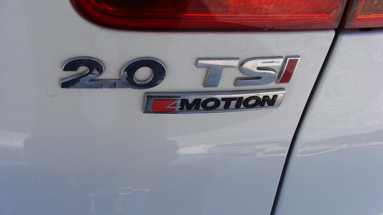 2017 Volkswagen Tiguan 4MOTION 4dr Wolfsburg Edition*Excellent Condition! Photo