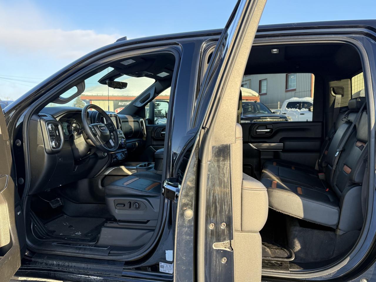 2021 GMC SIERRA 2500HD AT-4 BDS LIFT/WEEL/TIRE PKG Photo