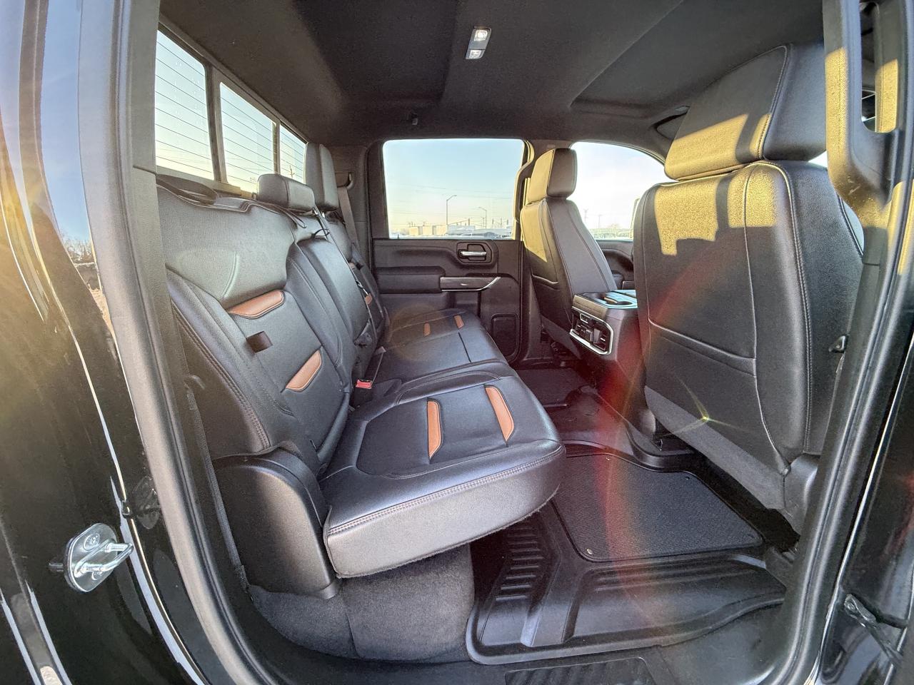 2021 GMC SIERRA 2500HD AT-4 BDS LIFT/WEEL/TIRE PKG Photo