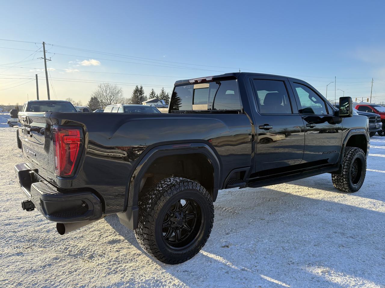 2021 GMC SIERRA 2500HD AT-4 BDS LIFT/WEEL/TIRE PKG Photo