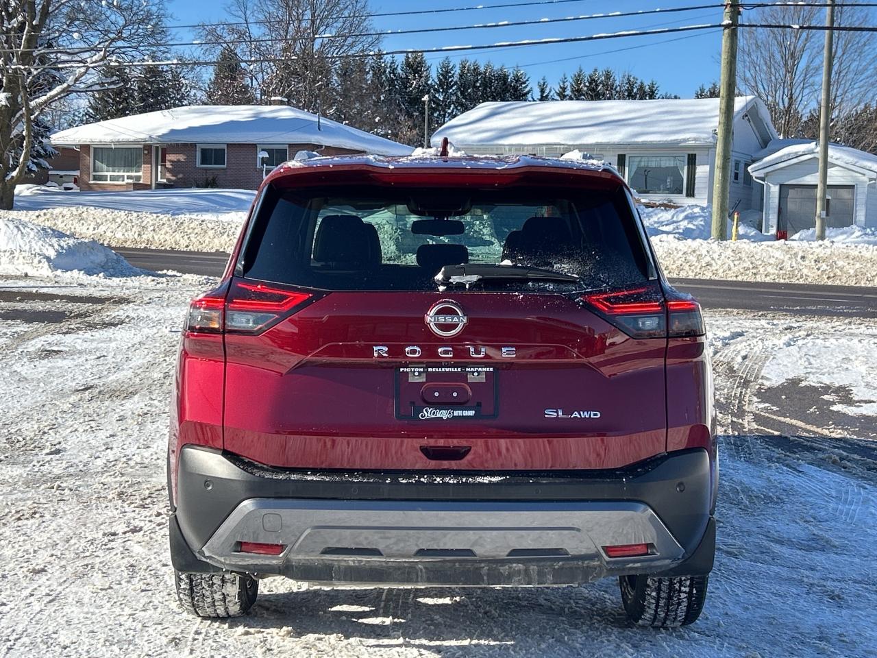 2023 Nissan Rogue SL Photo3