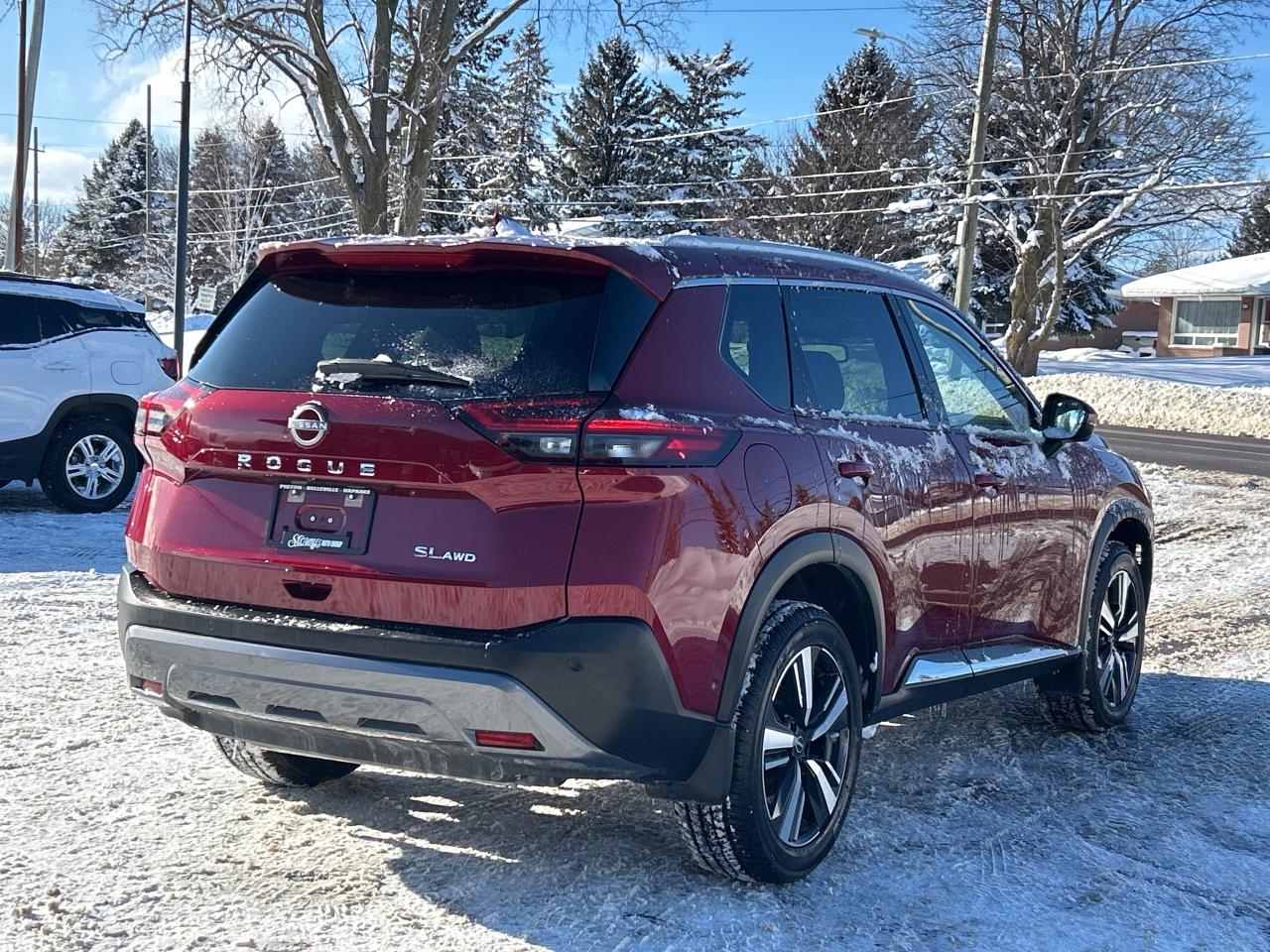 2023 Nissan Rogue SL Photo