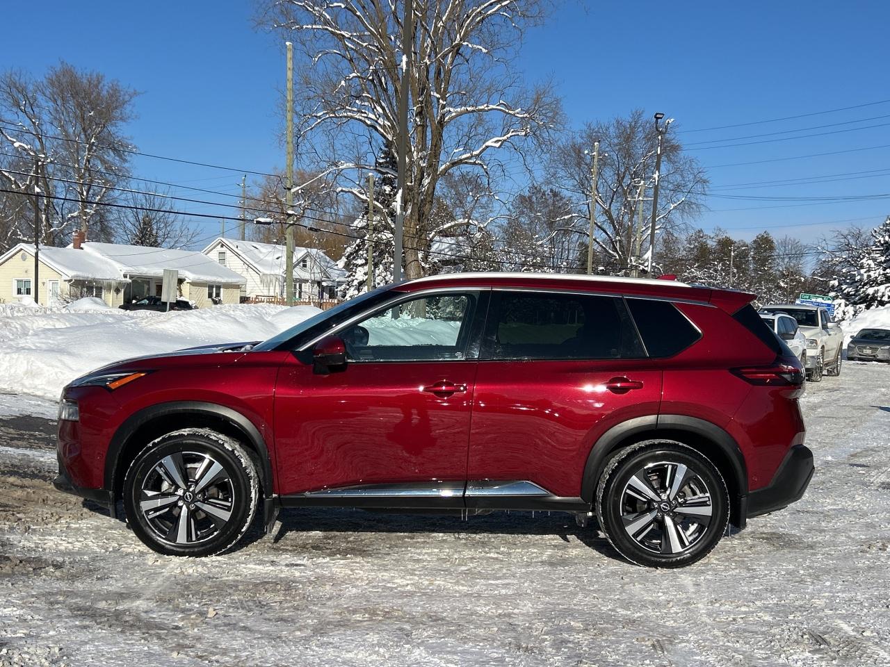 2023 Nissan Rogue SL Photo