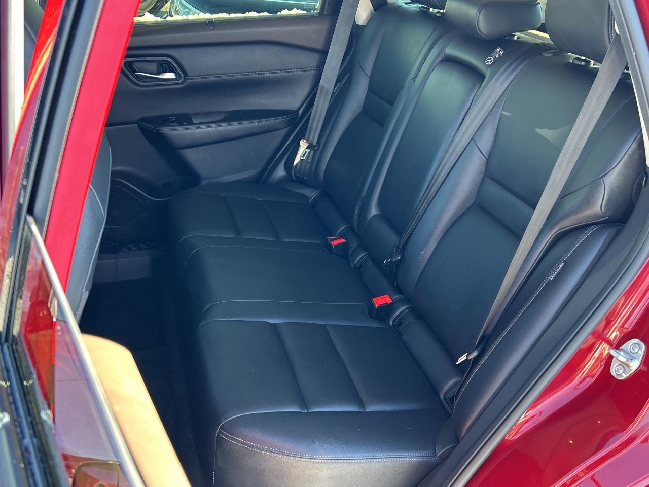 2023 Nissan Rogue SL Photo