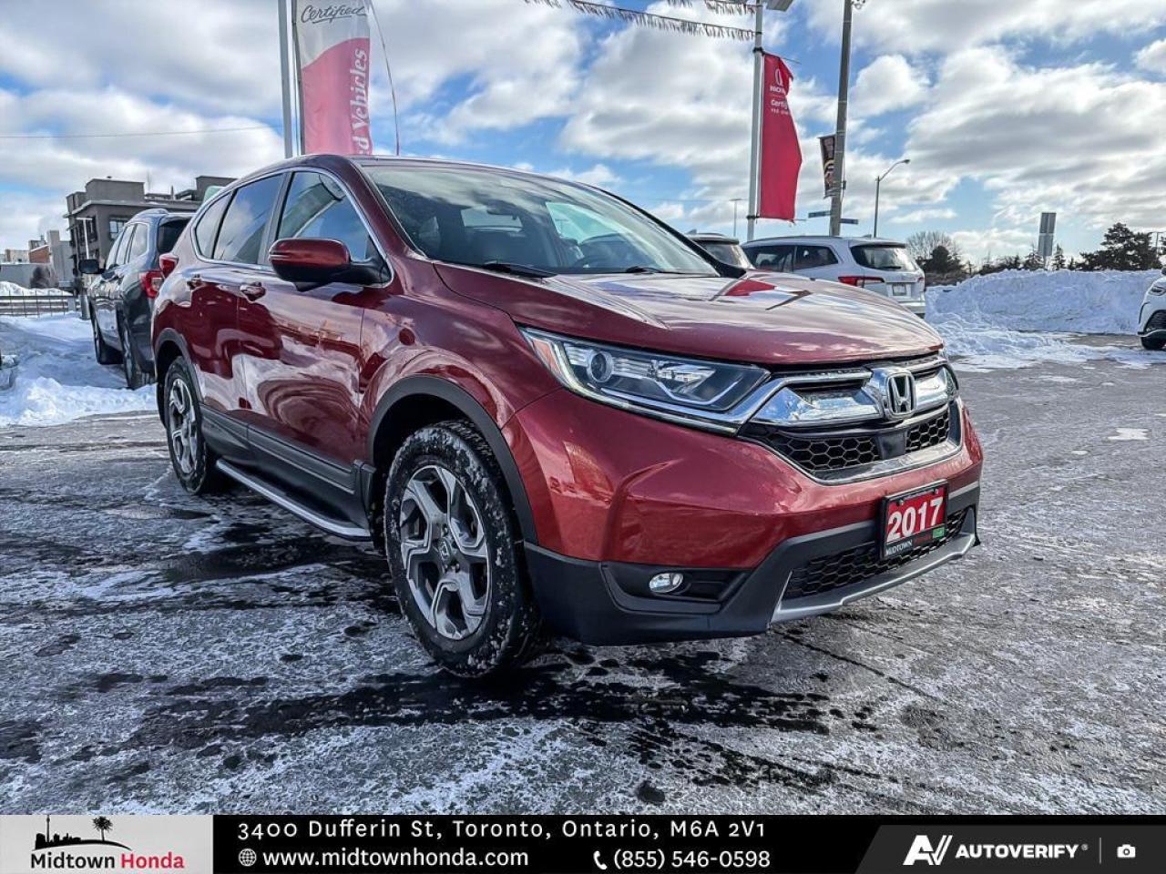2017 Honda CR-V LOW KM   CLEAN CARFAX   SERVICED AT MIDTOWN Photo