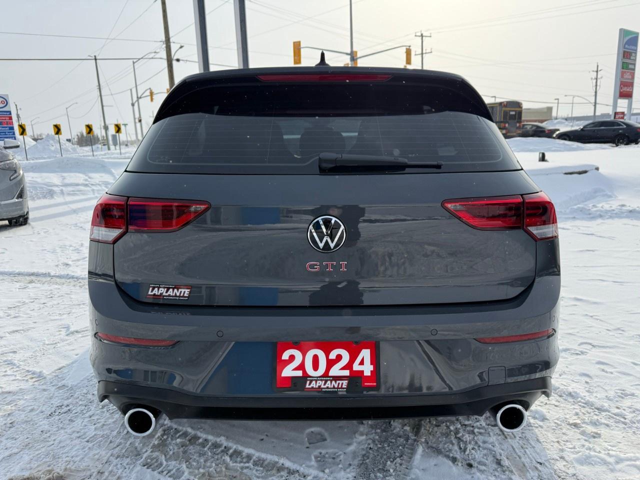 2024 Volkswagen Golf GTI 380 Performance Manual Photo2