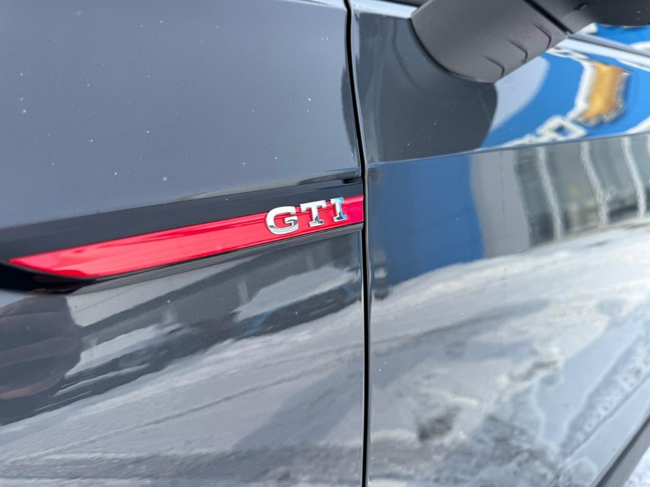 2024 Volkswagen Golf GTI 380 Performance Manual Photo