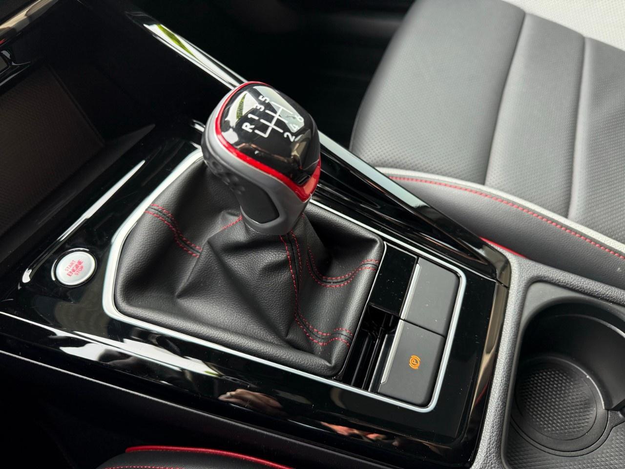 2024 Volkswagen Golf GTI 380 Performance Manual Photo