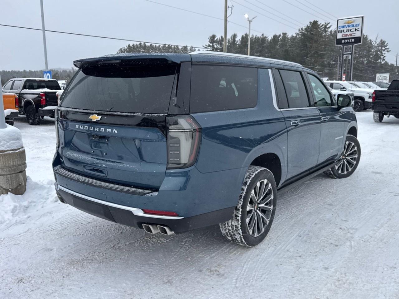 2026 Chevrolet Suburban 4WD 4dr High Country Photo4