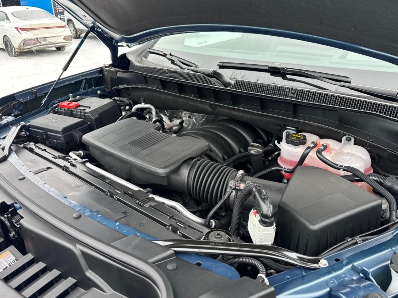 2026 Chevrolet Suburban 4WD 4dr High Country Photo