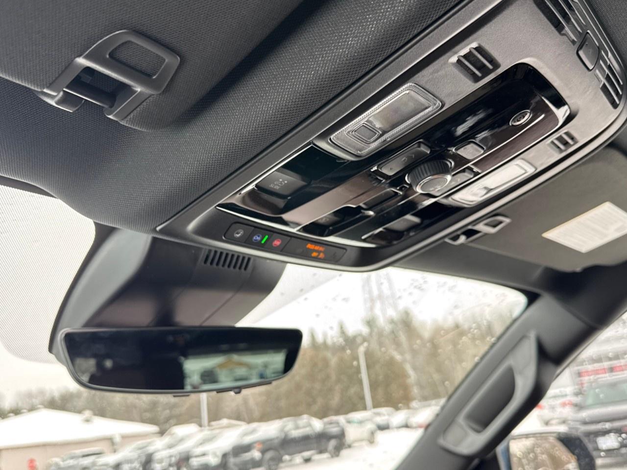 2026 Chevrolet Suburban 4WD 4dr High Country Photo