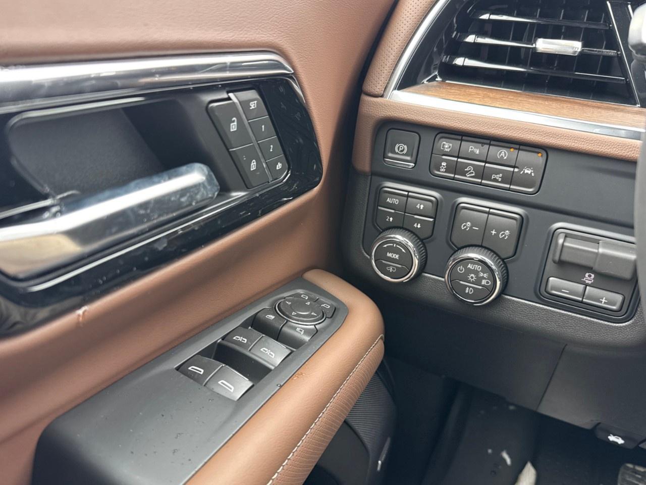 2026 Chevrolet Suburban 4WD 4dr High Country Photo