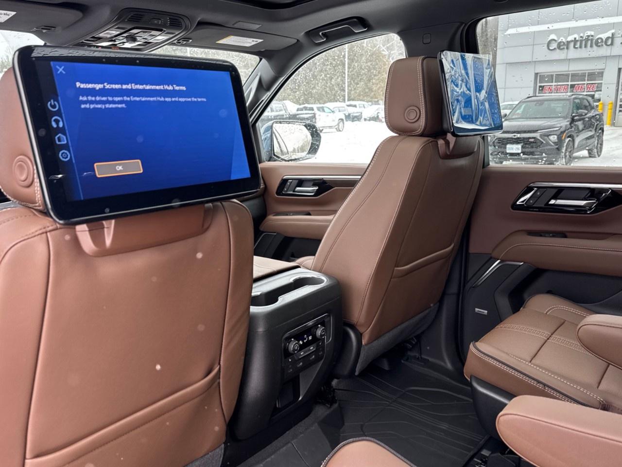 2026 Chevrolet Suburban 4WD 4dr High Country Photo