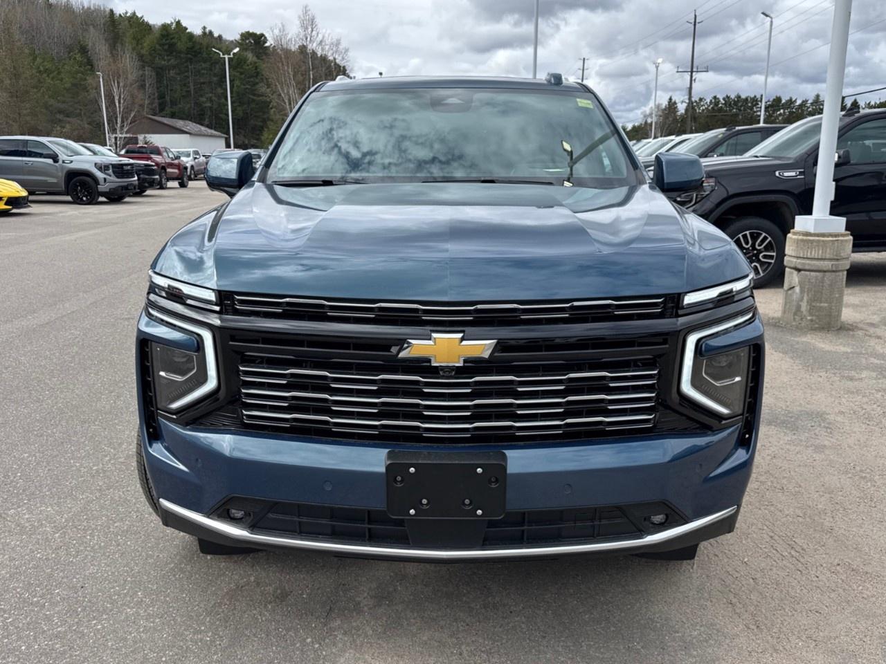 2026 Chevrolet Suburban 4WD 4dr High Country Photo