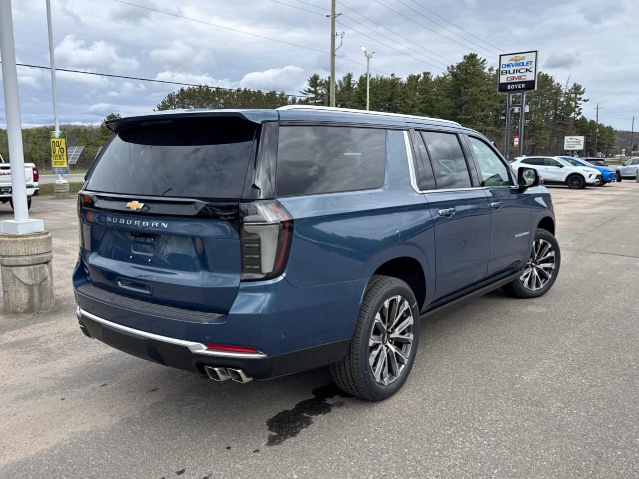 2026 Chevrolet Suburban 4WD 4dr High Country Photo