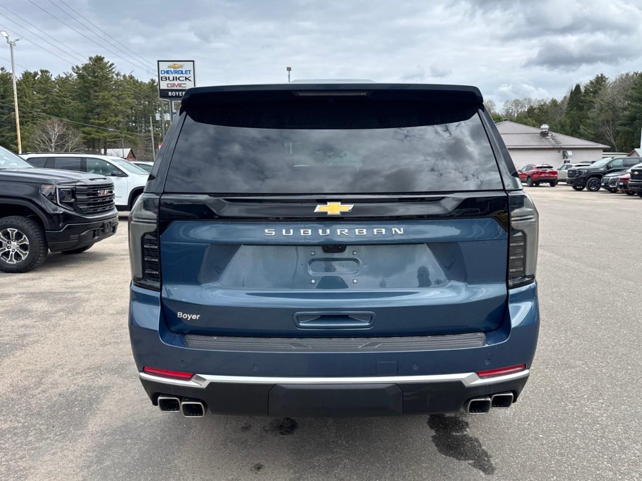 2026 Chevrolet Suburban 4WD 4dr High Country Photo