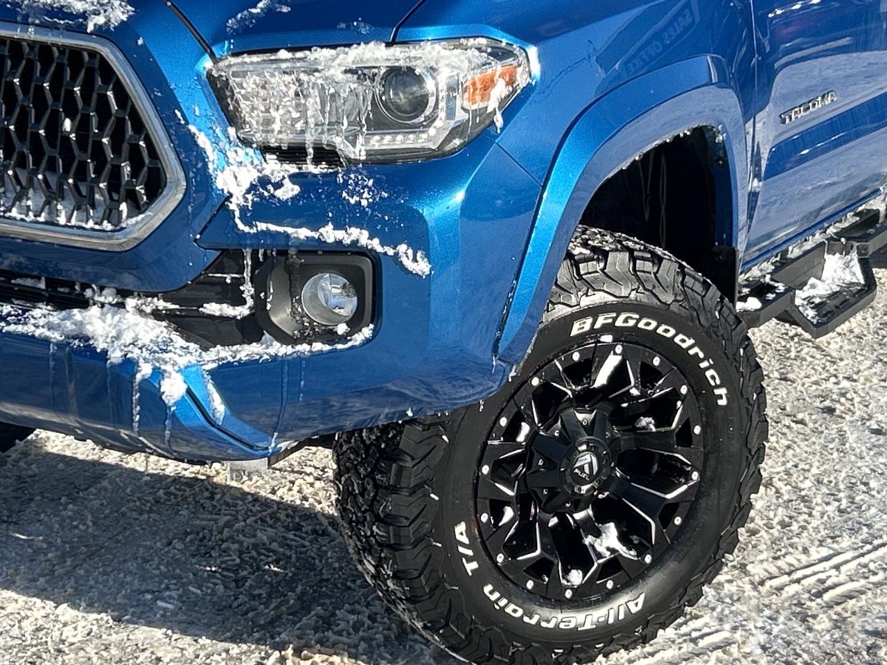 2018 Toyota Tacoma TRD Sport 4X4/HEATED SEATS/BACKUP CAM CALL PICTON Photo