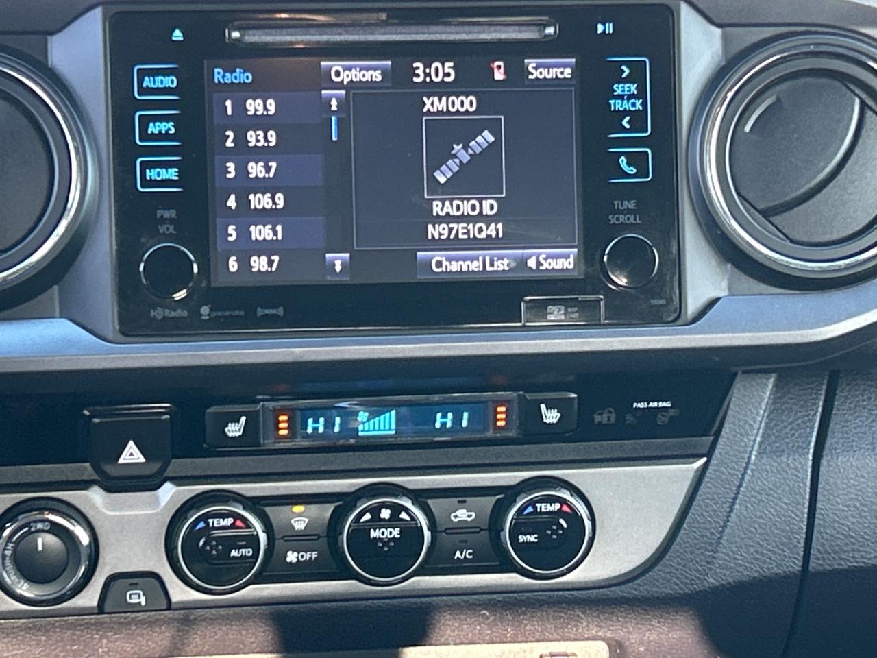 2018 Toyota Tacoma TRD Sport 4X4/HEATED SEATS/BACKUP CAM CALL PICTON Photo