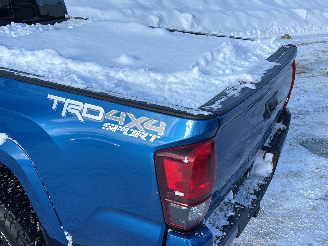 2018 Toyota Tacoma TRD Sport 4X4/HEATED SEATS/BACKUP CAM CALL PICTON Photo