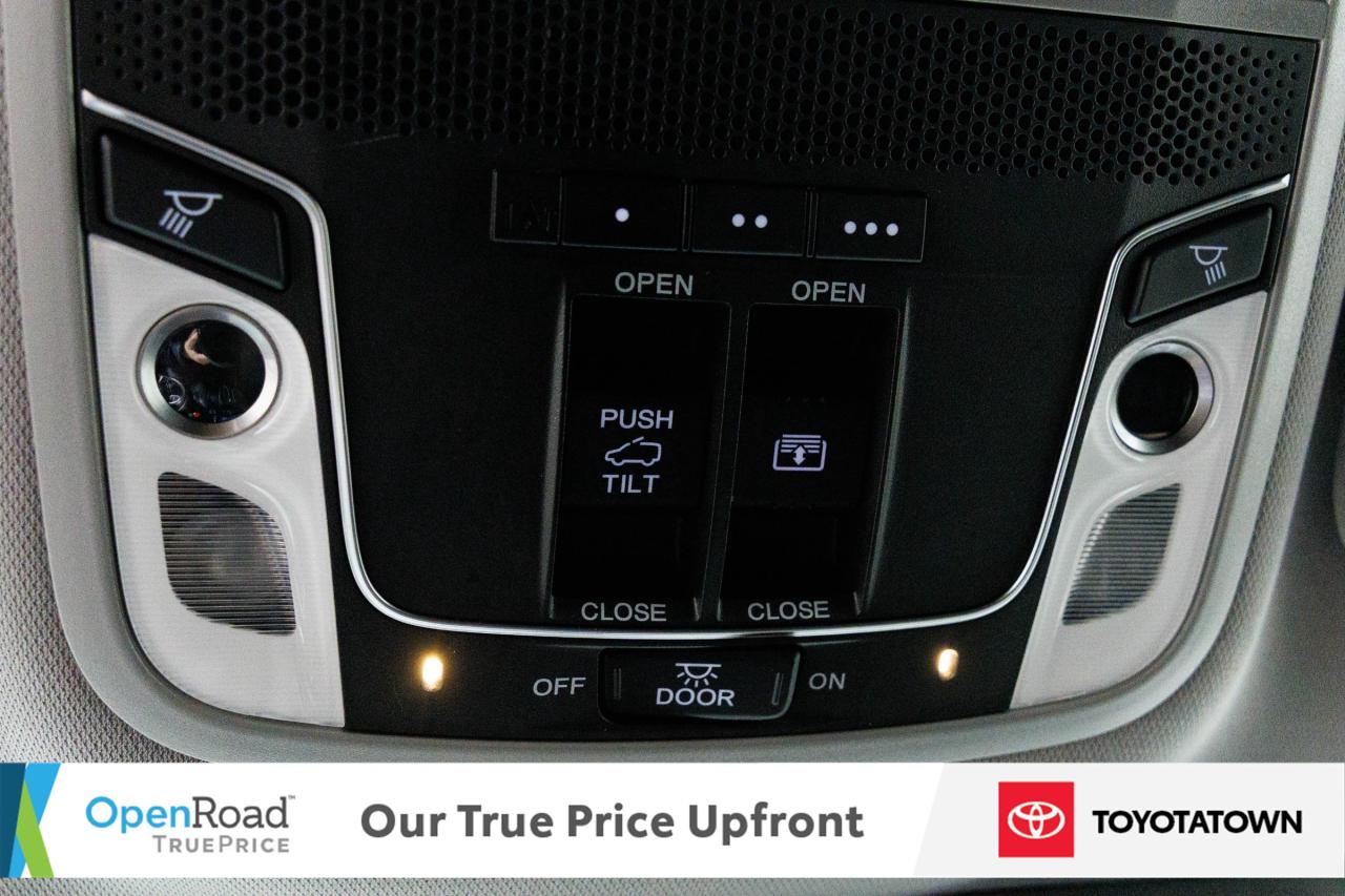 2021 Honda CR-V TOURING! ACCIDENT FREE! ELIGIBLE FOR OPEN ROAD LEA Photo