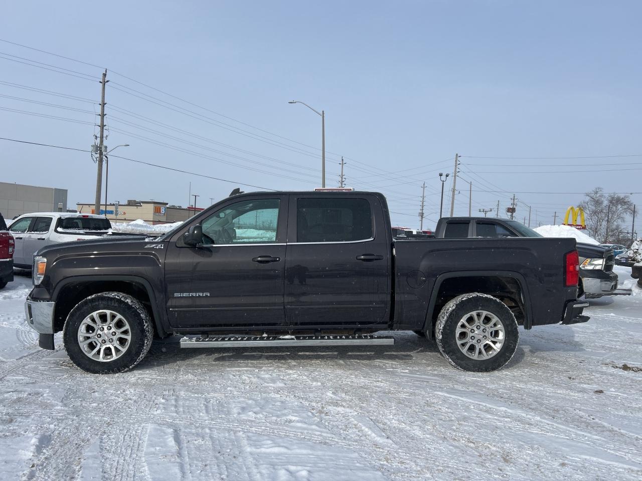 2015 GMC Sierra 1500 SLE 5.3L 4x4 REMOTE START CALL NAPANEE613-354-2100 Photo