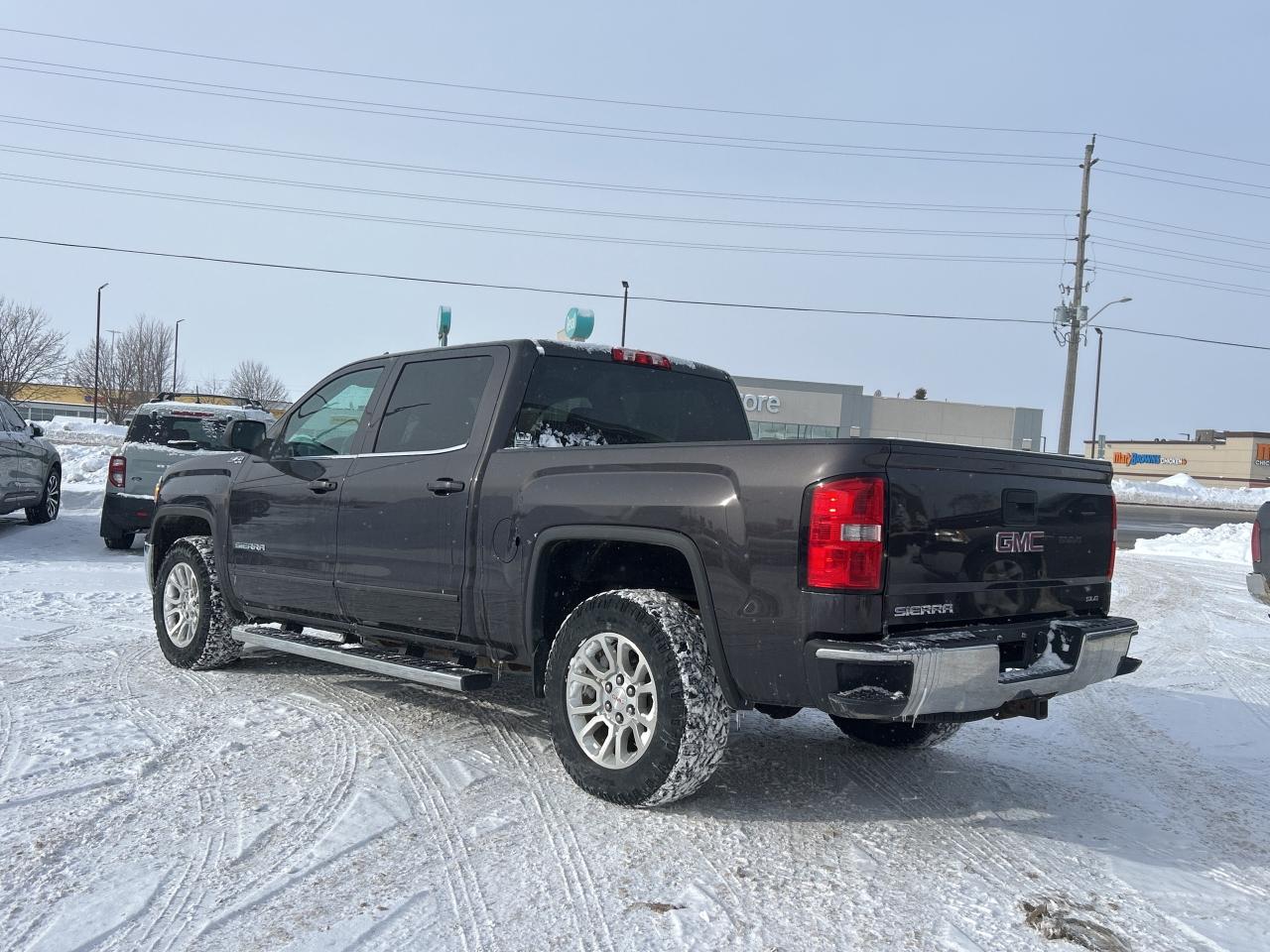 2015 GMC Sierra 1500 SLE 5.3L 4x4 REMOTE START CALL NAPANEE613-354-2100 Photo