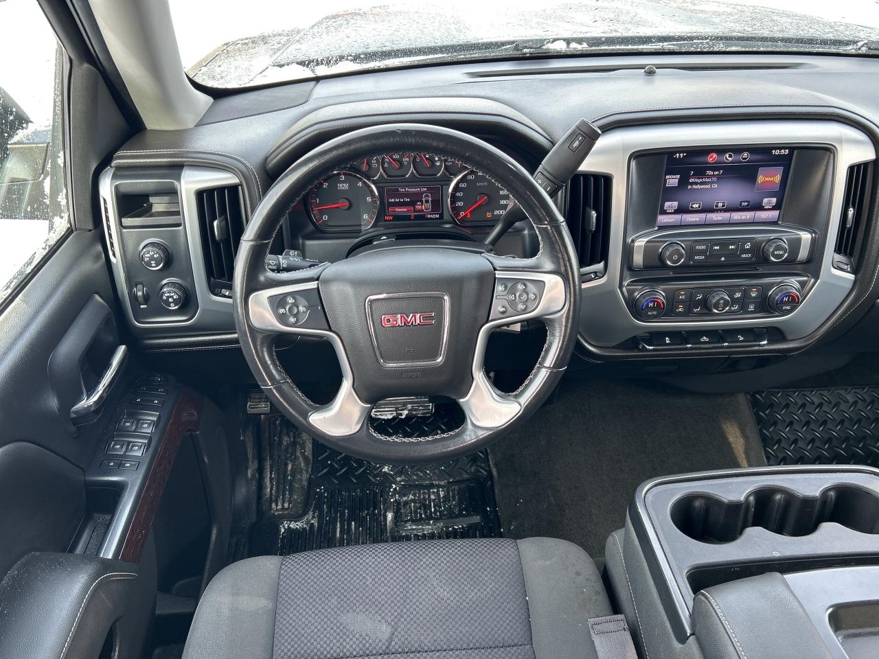 2015 GMC Sierra 1500 SLE 5.3L 4x4 REMOTE START CALL NAPANEE613-354-2100 Photo