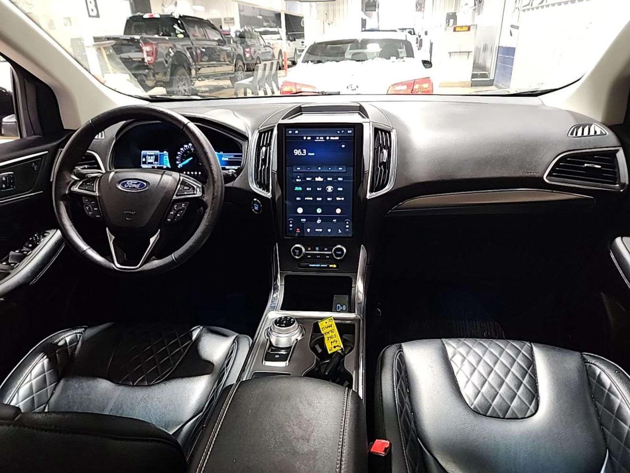 2024 Ford Edge TITANIUM 4DR ALL-WHEEL DRIVE Photo