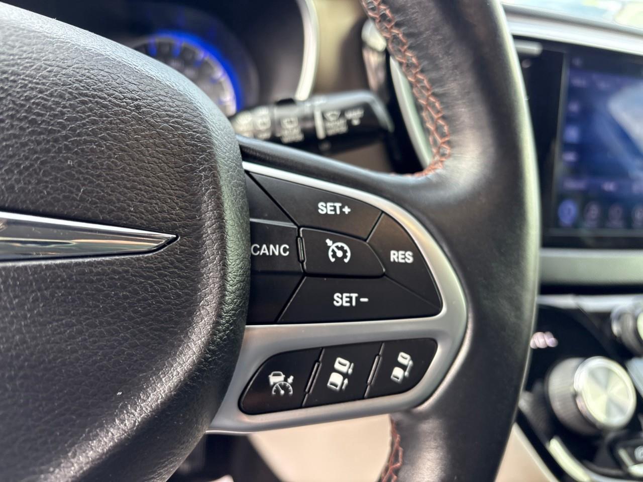 2017 Chrysler Pacifica Touring-L Plus Passenger Van Photo