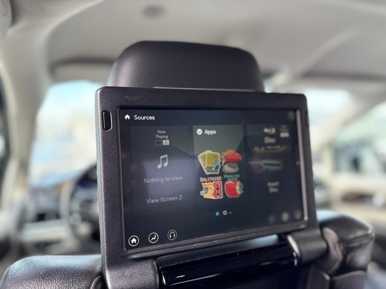 2017 Chrysler Pacifica Touring-L Plus Passenger Van Photo