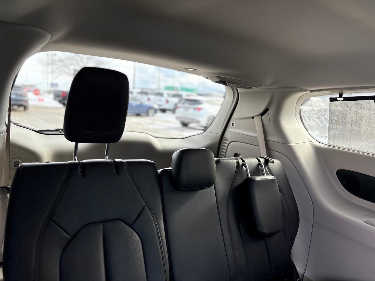 2017 Chrysler Pacifica Touring-L Plus Passenger Van Photo