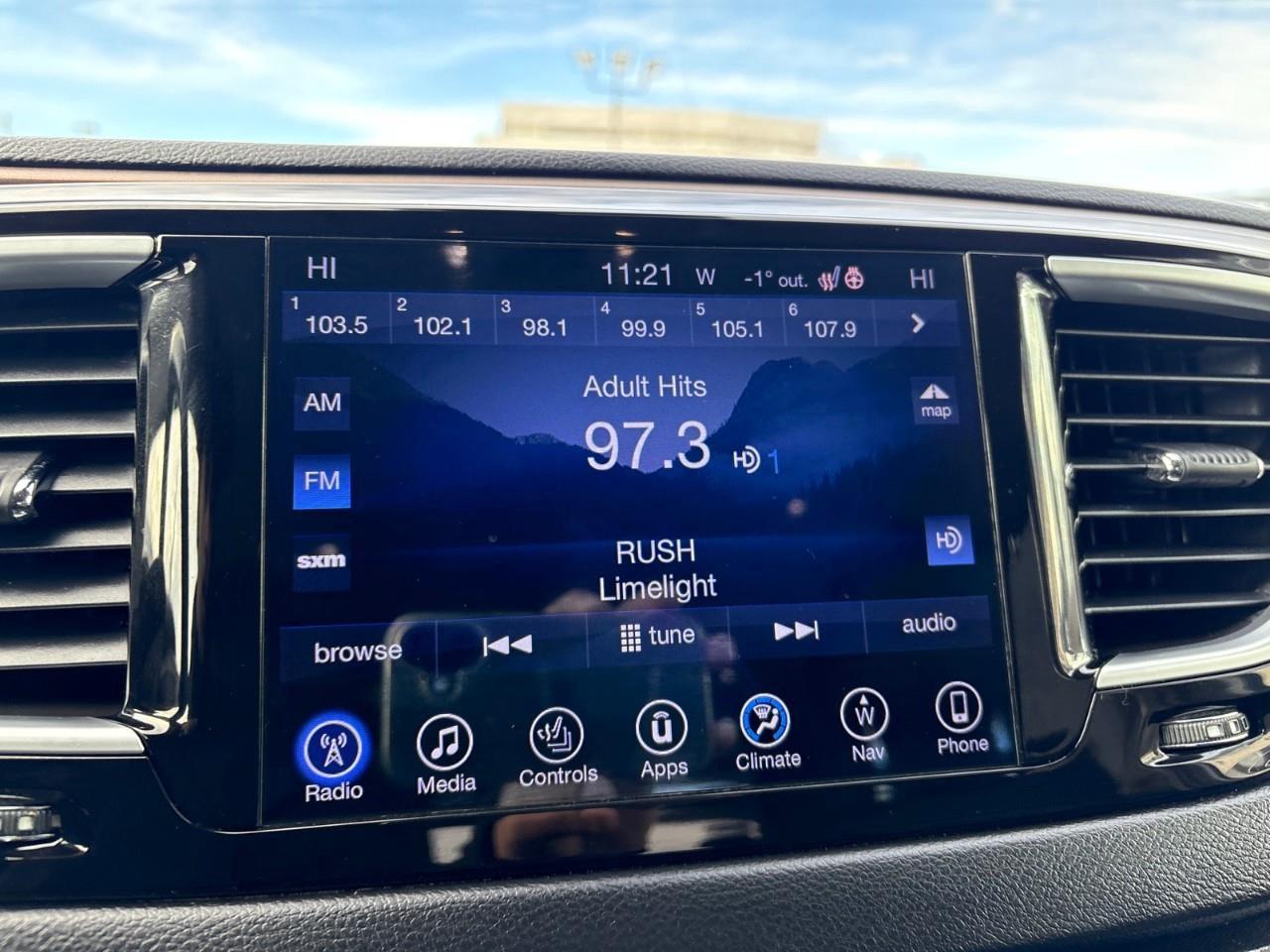 2017 Chrysler Pacifica Touring-L Plus Passenger Van Photo