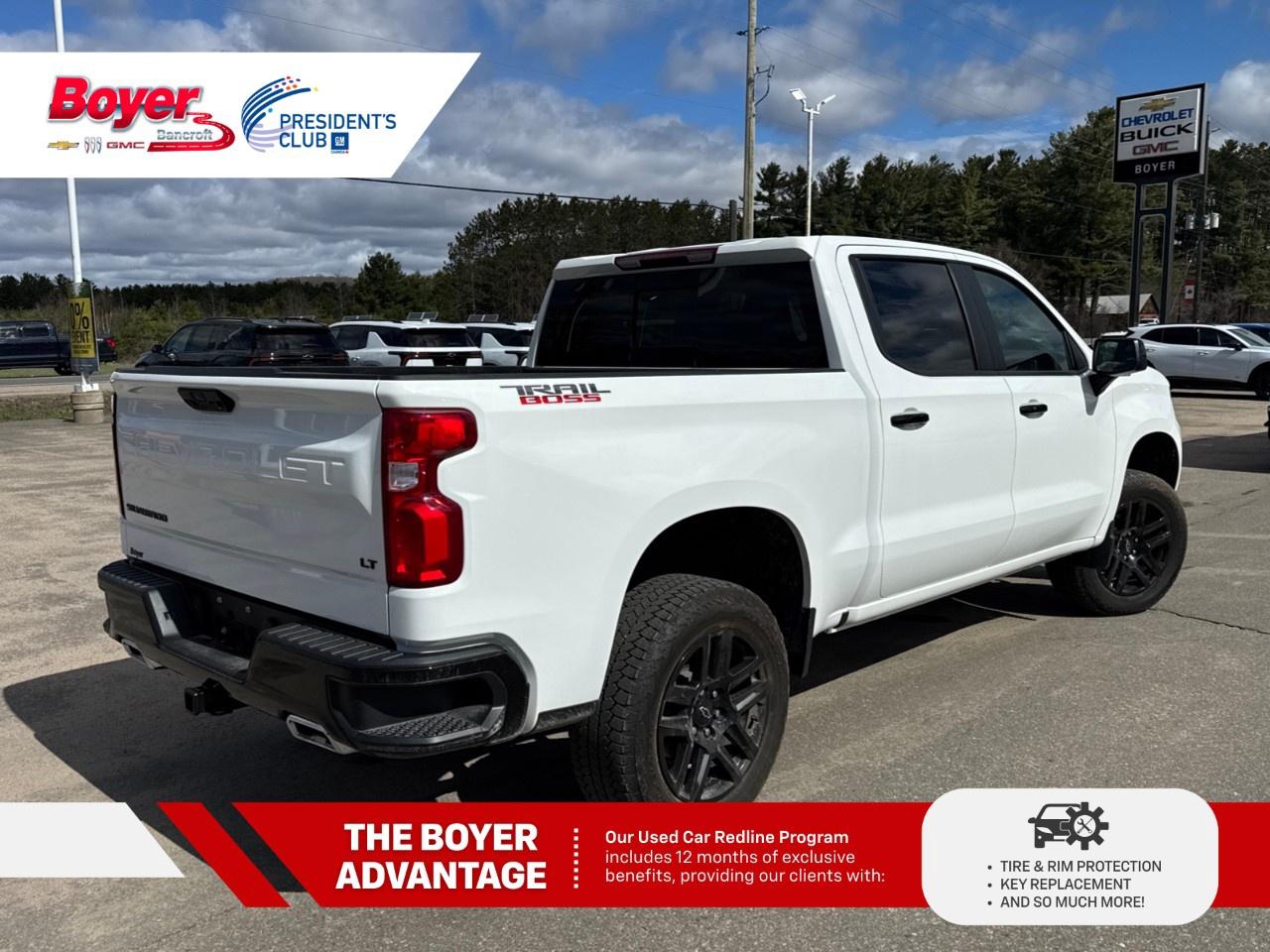 2025 Chevrolet Silverado 1500 Crew Cab Short Box 4-Wheel Drive LT Trail Boss Photo4