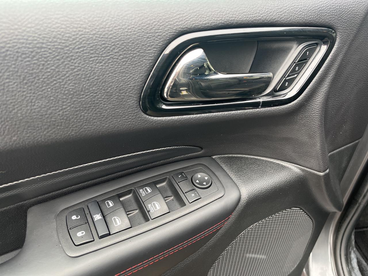 2025 Dodge Durango R-T AWD 5.7L HEMI V8 *SUNROOF *NAVI *LEATHER Photo