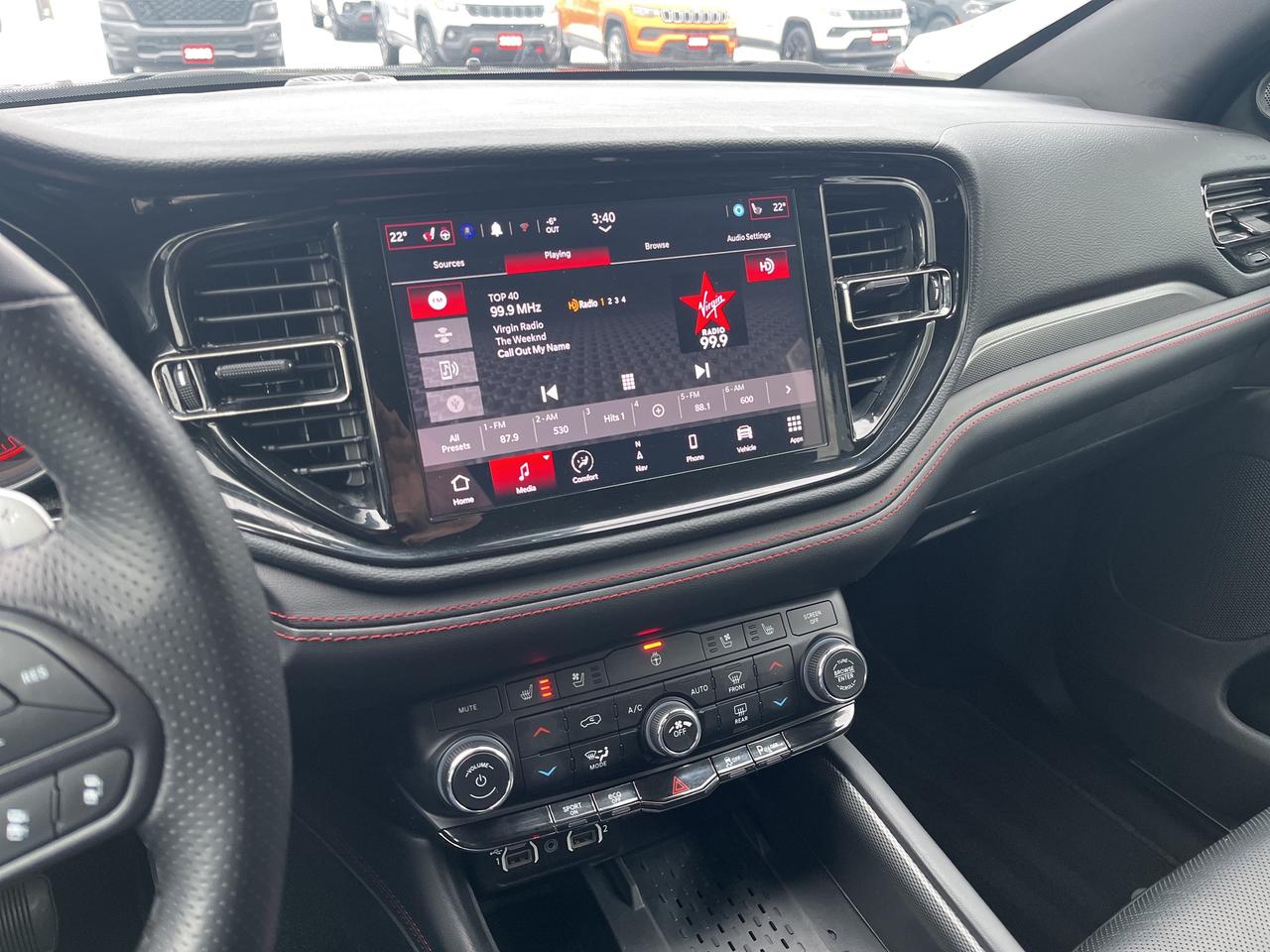 2025 Dodge Durango R-T AWD 5.7L HEMI V8 *SUNROOF *NAVI *LEATHER Photo