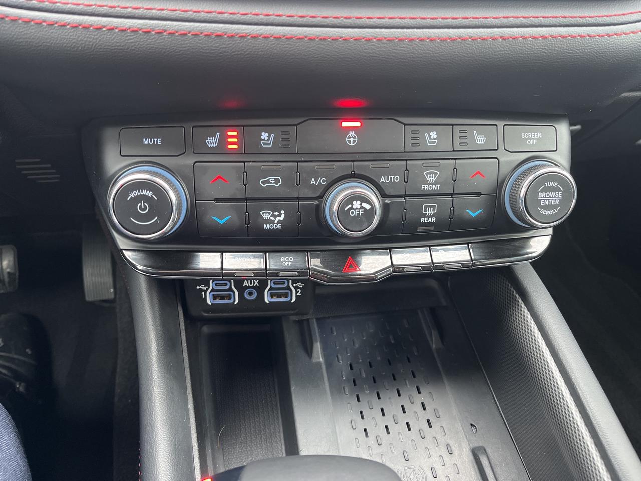 2025 Dodge Durango R-T AWD 5.7L HEMI V8 *SUNROOF *NAVI *LEATHER Photo