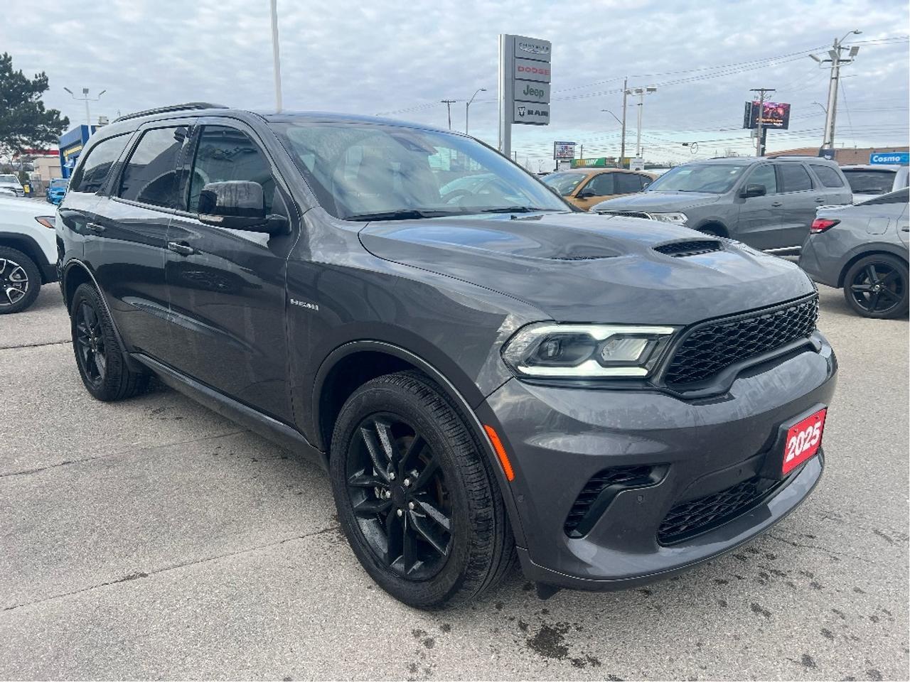 2025 Dodge Durango R-T AWD 5.7L HEMI V8 *SUNROOF *NAVI *LEATHER Photo
