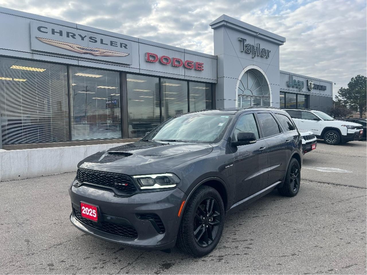 2025 Dodge Durango R-T AWD 5.7L HEMI V8 *SUNROOF *NAVI *LEATHER Photo2